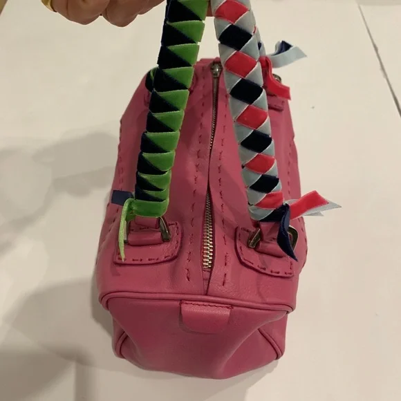 MALO designer mini handbag in bright pink with velvet woven straps - Picture 5 of 10